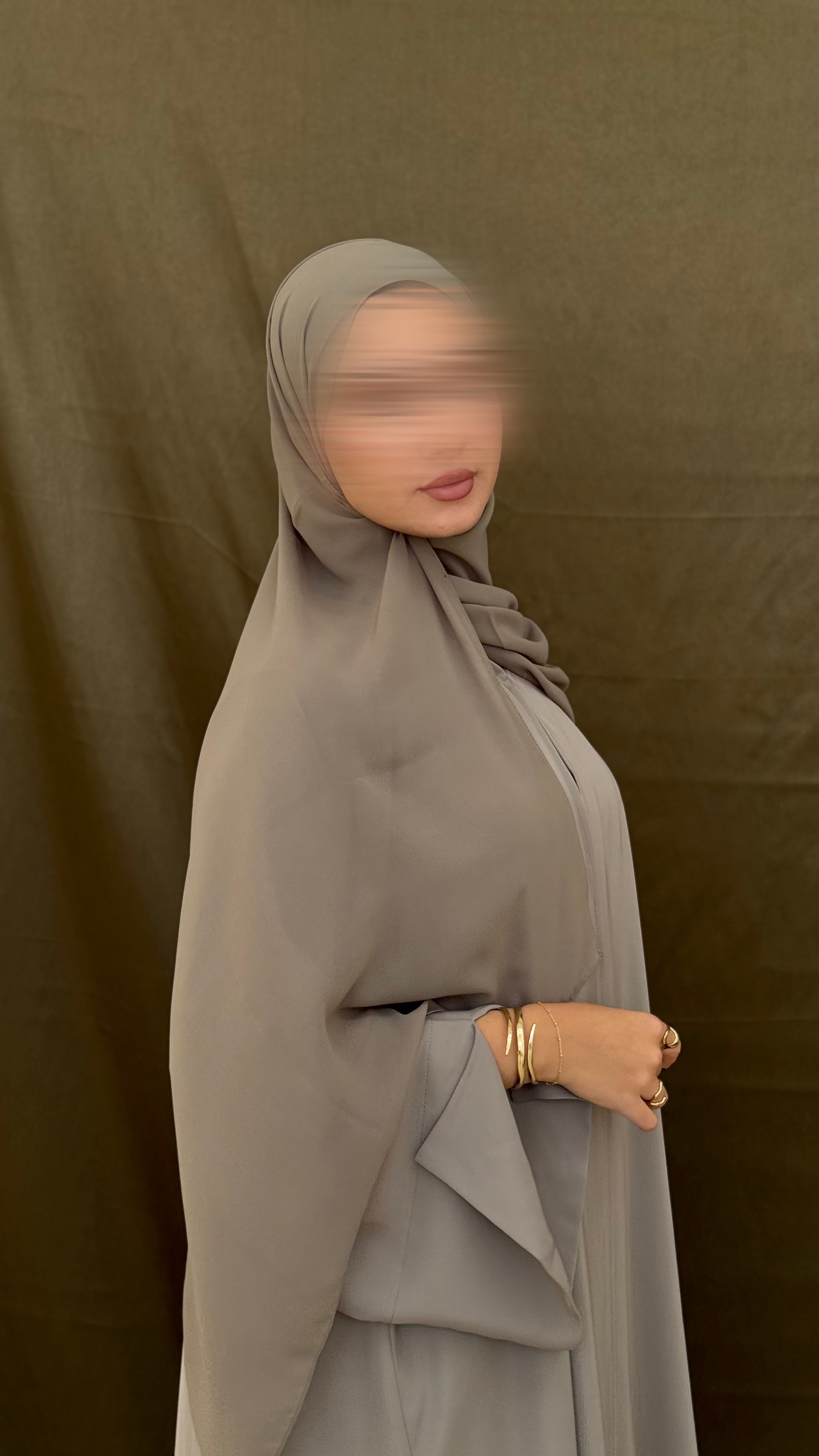 Earthy Taupe - YARA MODEST