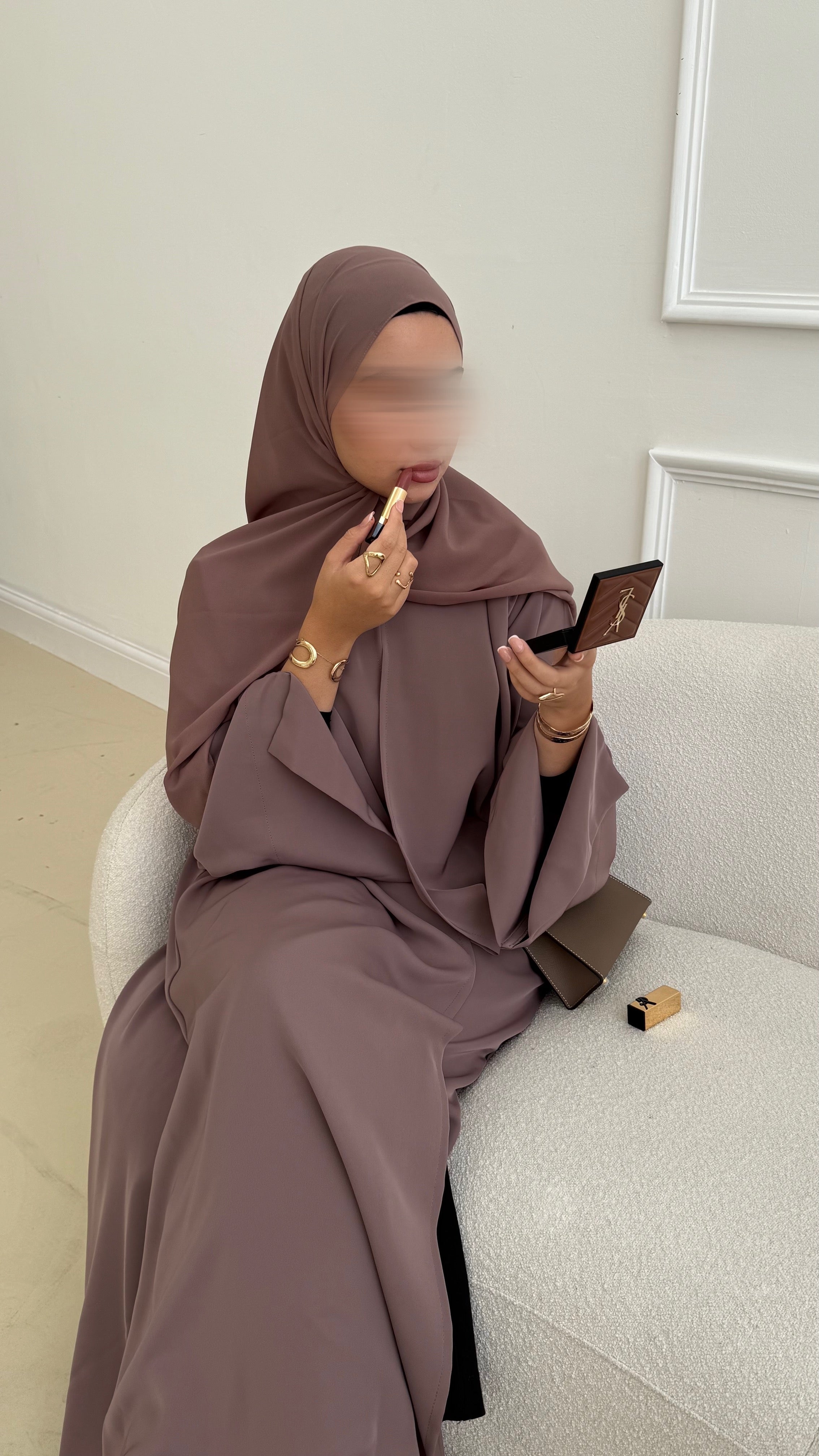 Dusty Mauve - YARA MODEST