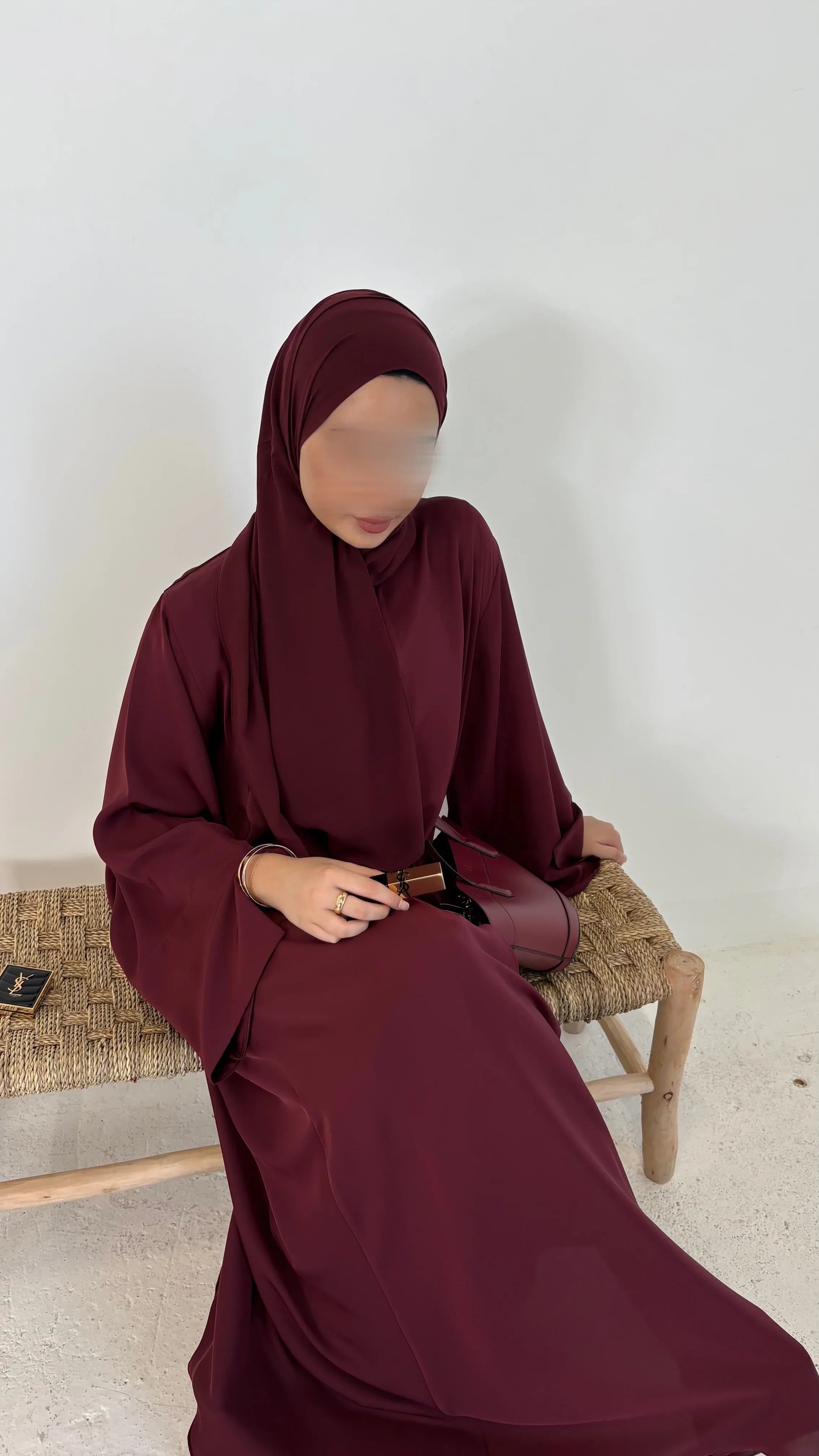 Rougè - YARA MODEST